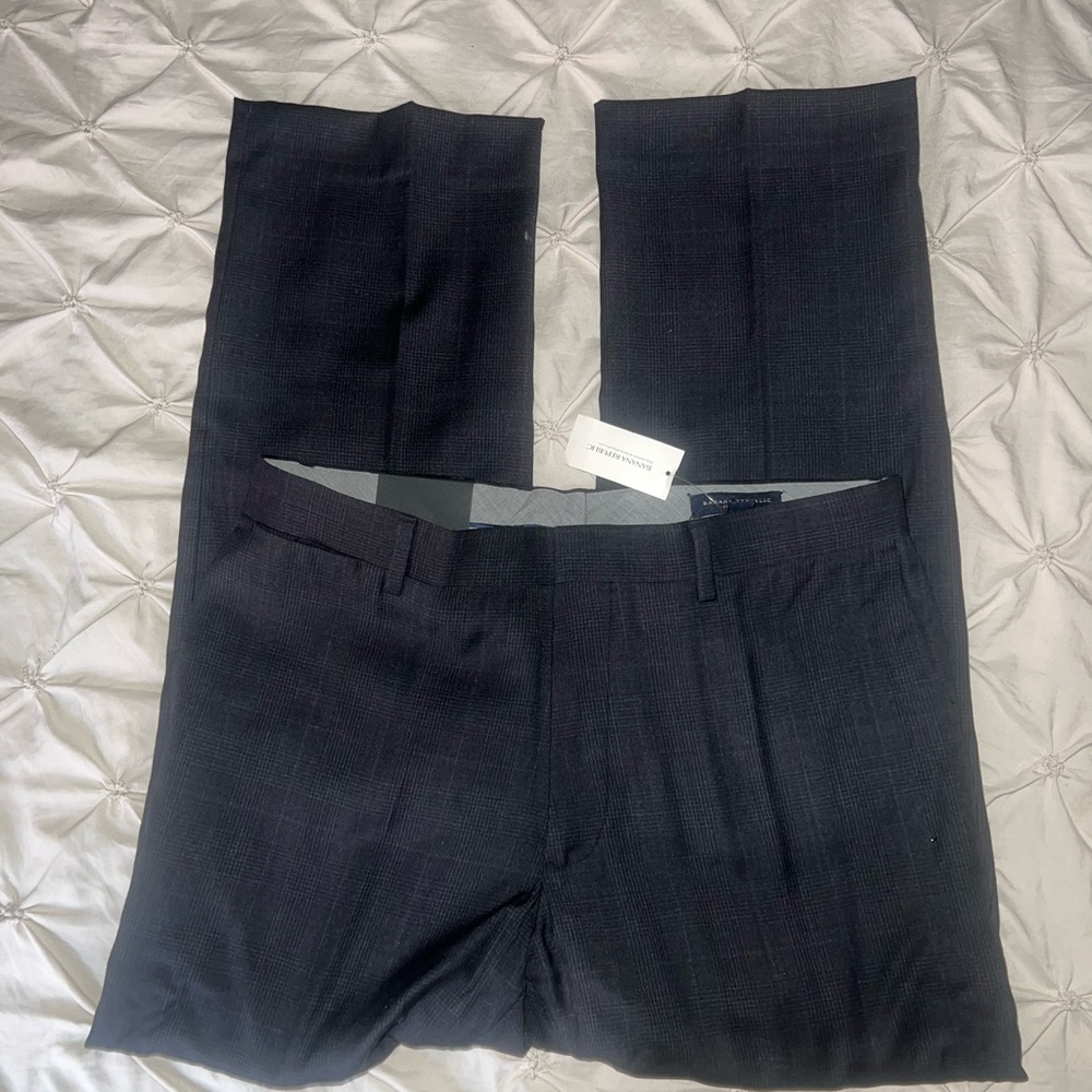 Banana Republic Men’s Classic Black Trousers